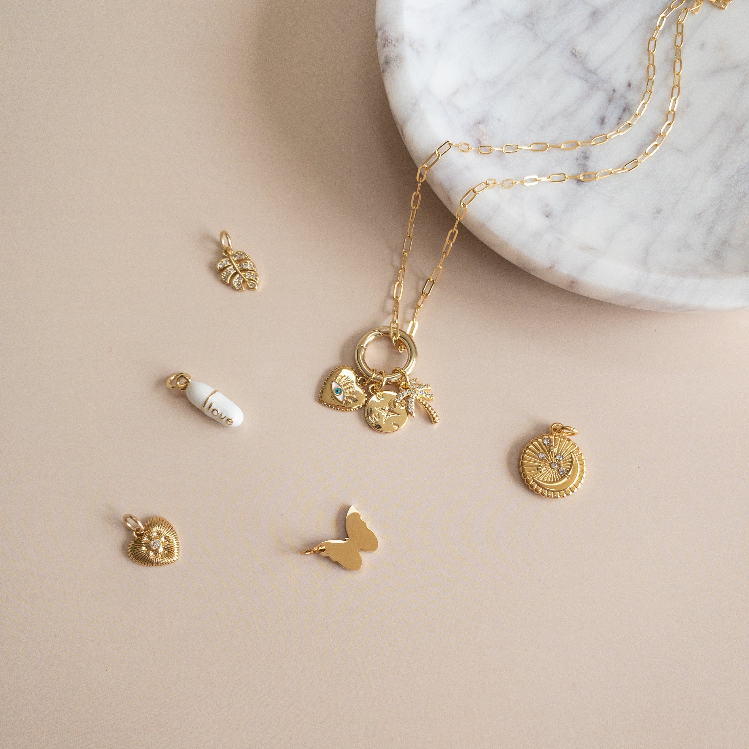 Glossy Charm Chain - Gold