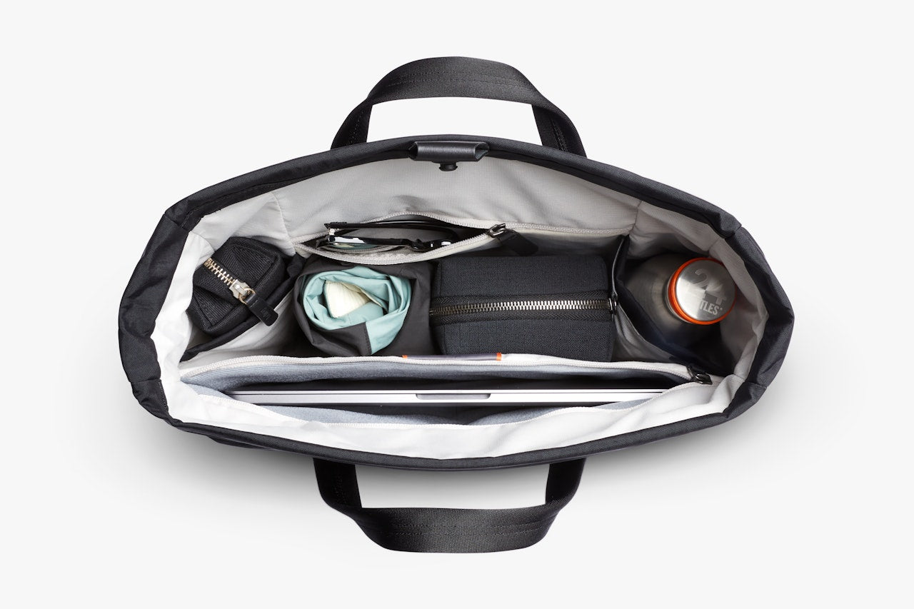 Tokyo Messenger Bag 14" Bellroy