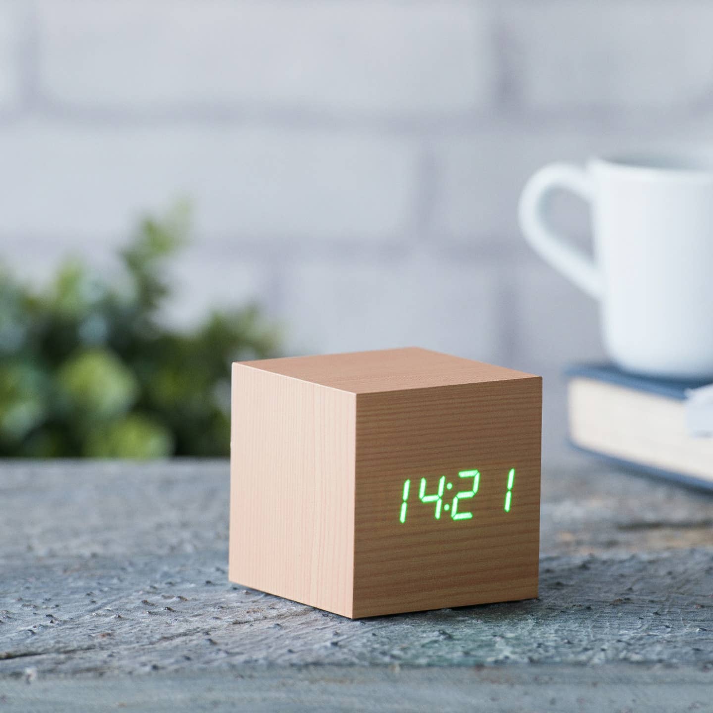 Cube Click Clock - Beech with Green LED