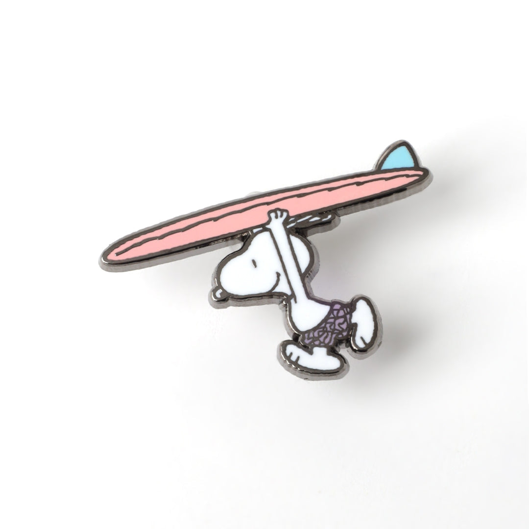 Snoopy Surfboard Running Pin