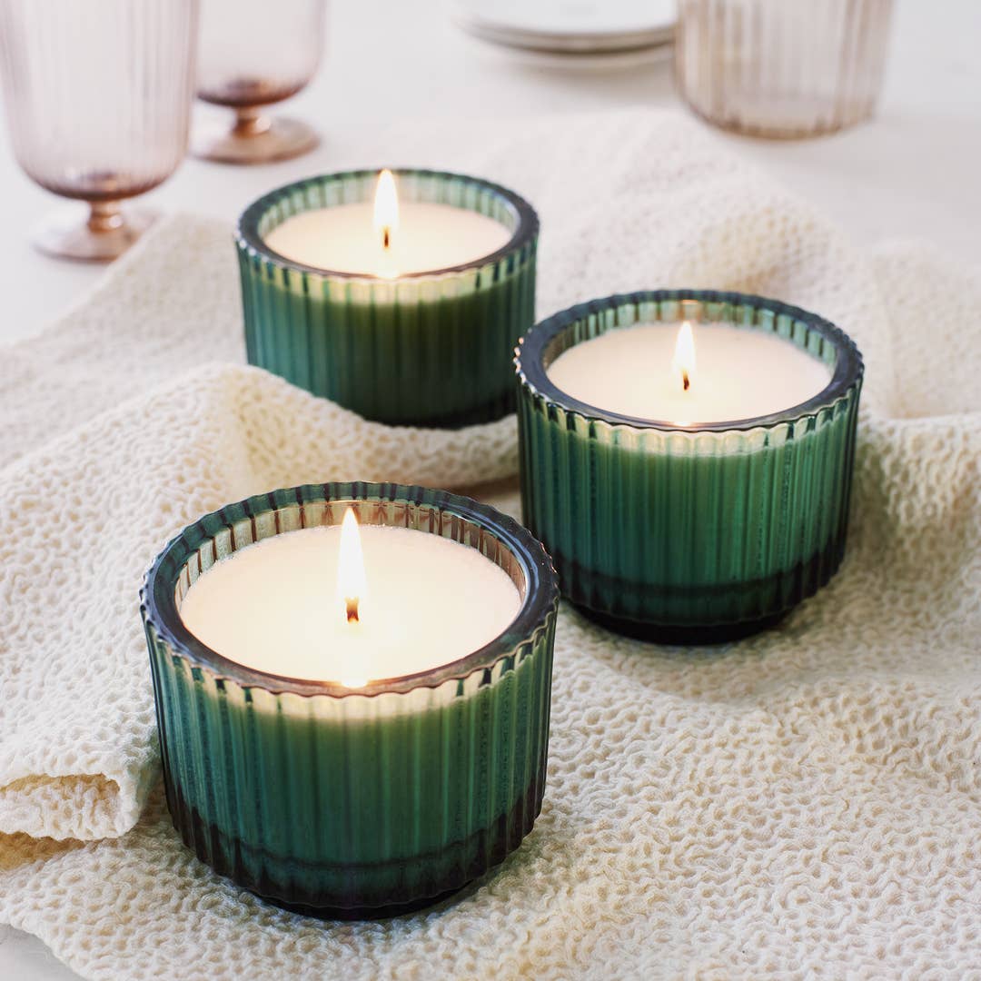 Roland Pine Single-Wick Ribbed Glass Candle - Green 6 oz
