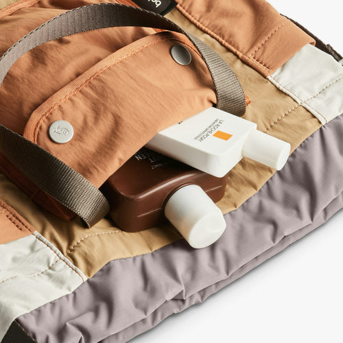 Load image 1 in gallery view