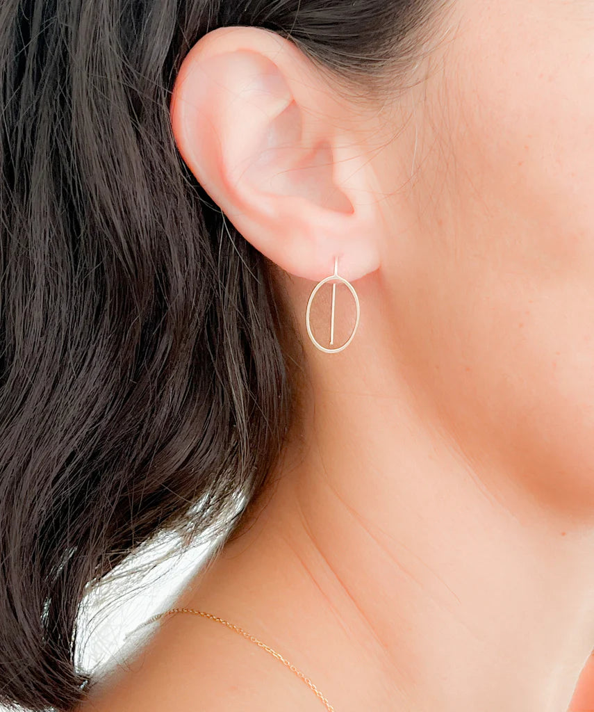 Oval Outline  Earrings - 14 Karat Gold