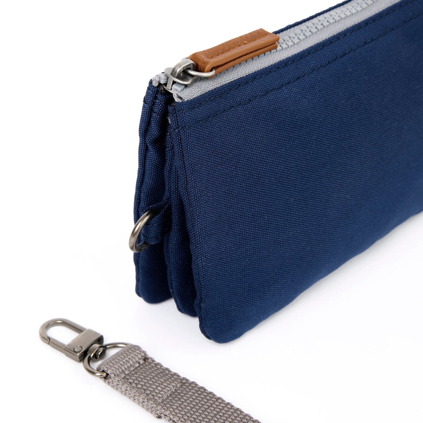 Carnaby Recycled Canvas Zipper Pouch - Medium