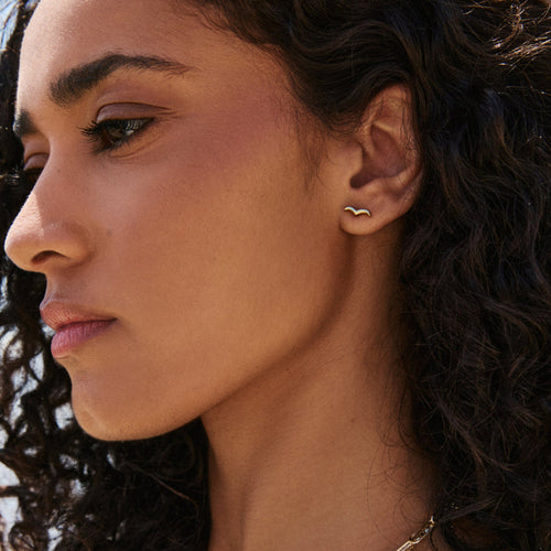 Load image 1 in gallery view