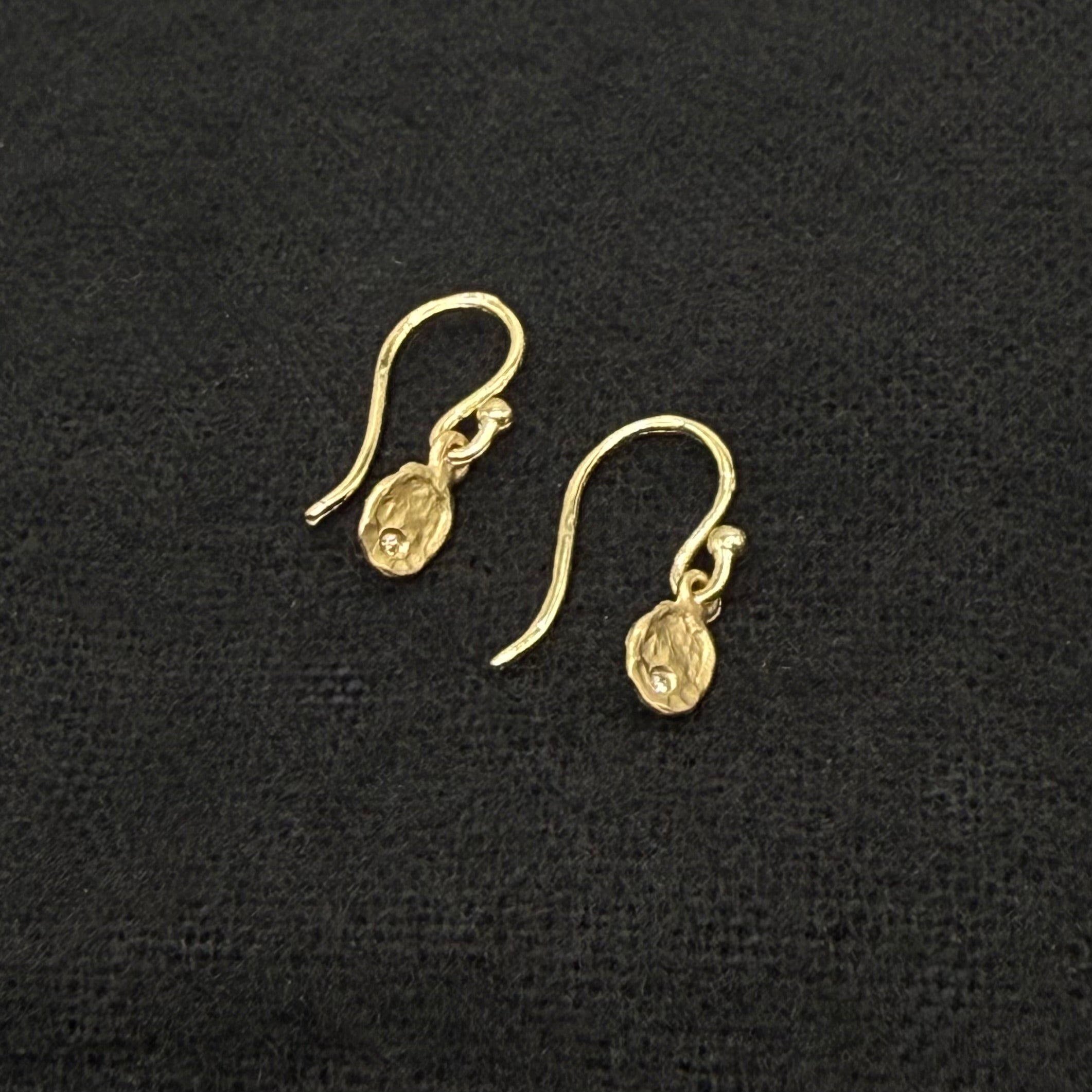 Flake with Diamond Dangle Earring 14 Karat Gold Earring