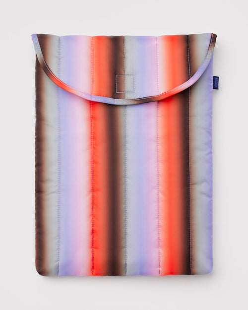 Load image 1 in gallery view. Puffy Laptop Sleeve 16" - Gradient Stripe Poppy
& Lilac Baggu