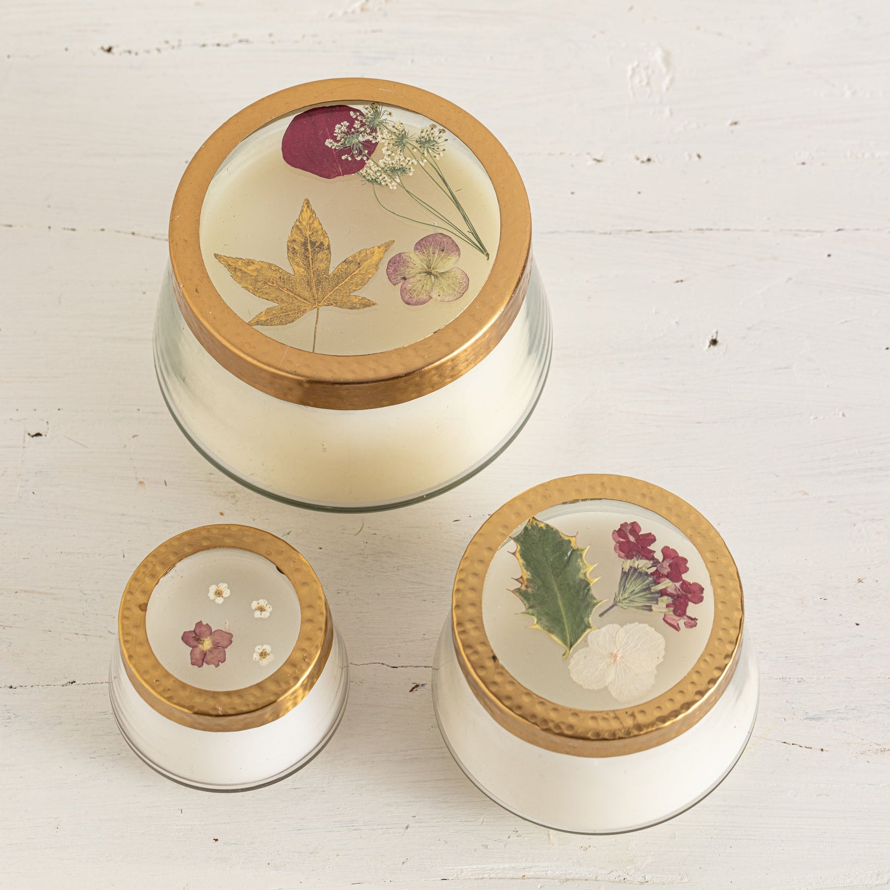 Pressed Floral Candle - Winterberry Frost