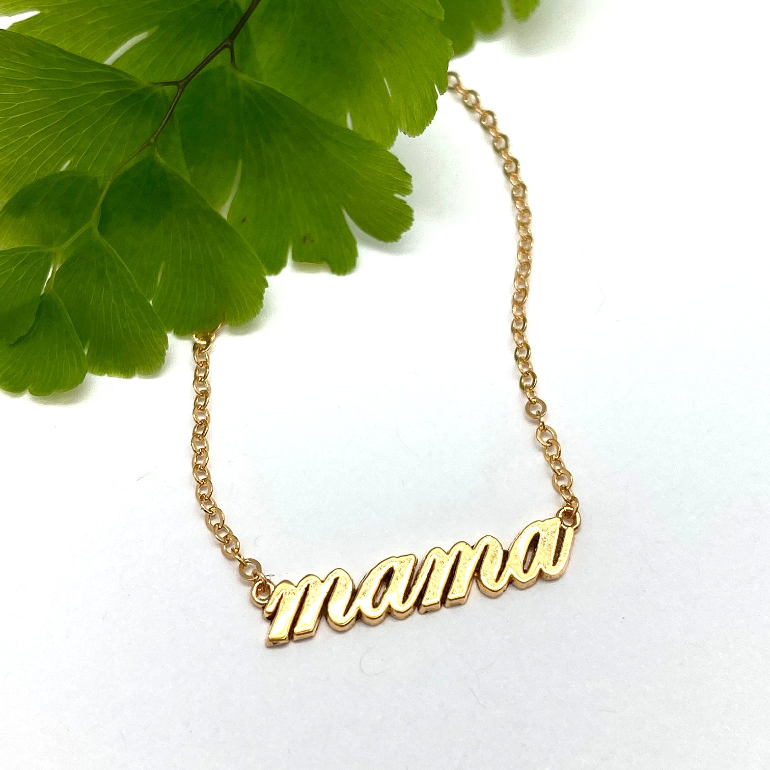 "Mama" Necklace