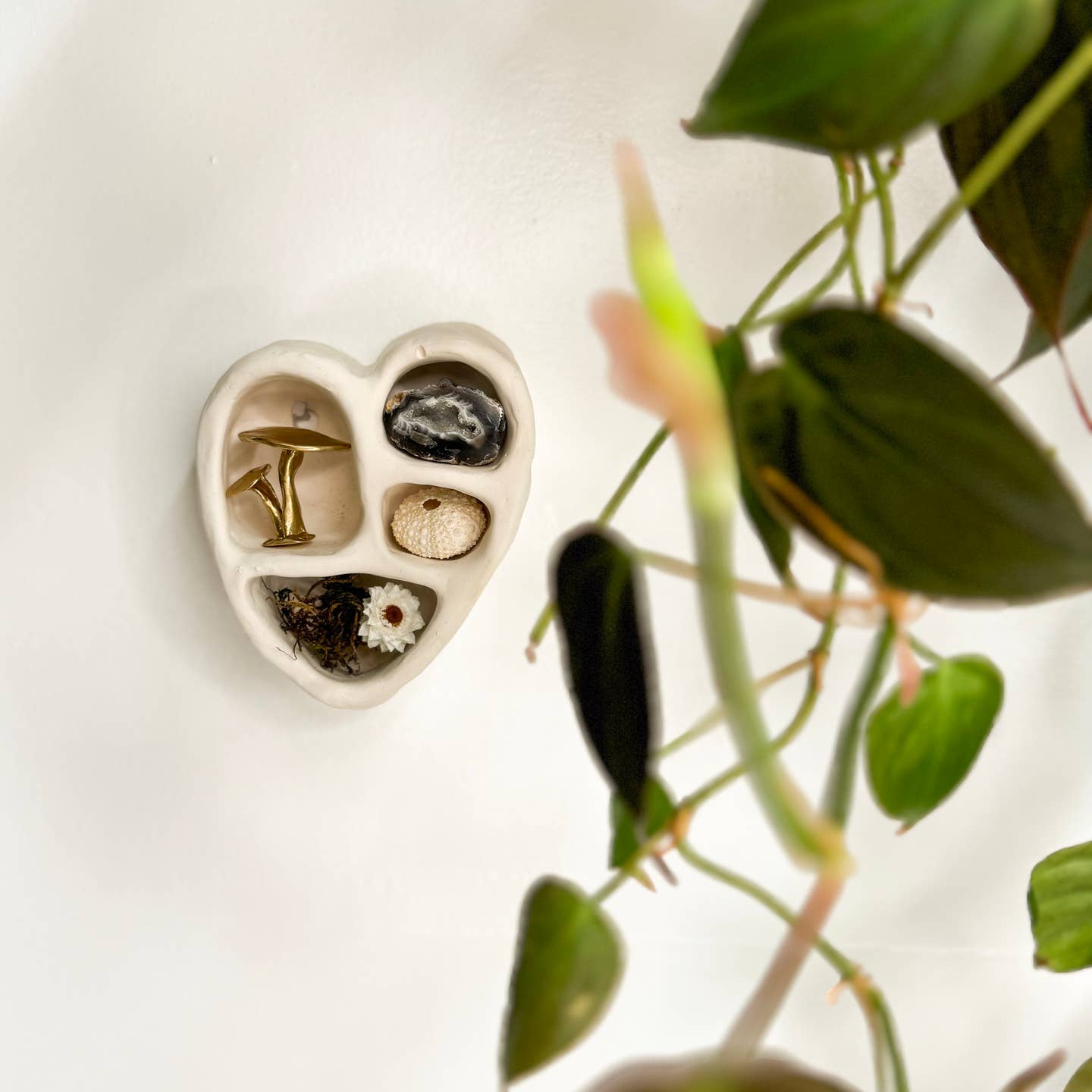 Mini Cement Heart of Inspiration - White