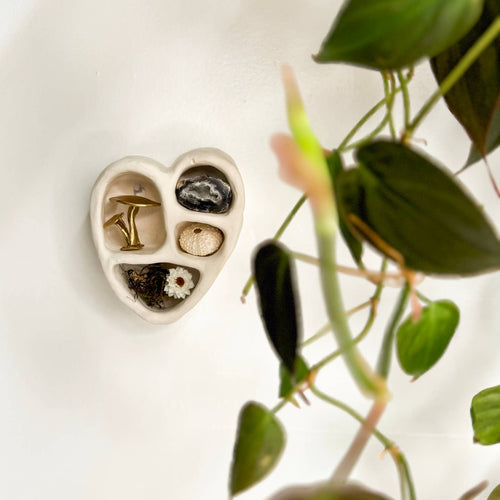 Load image 1 in gallery view