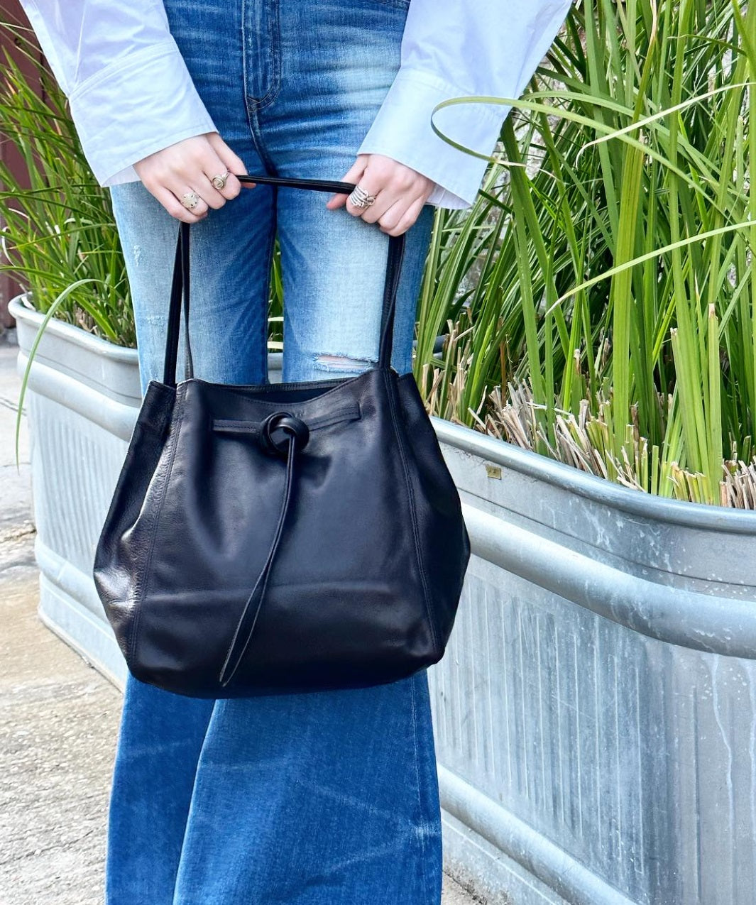 Florence Tote Aniline