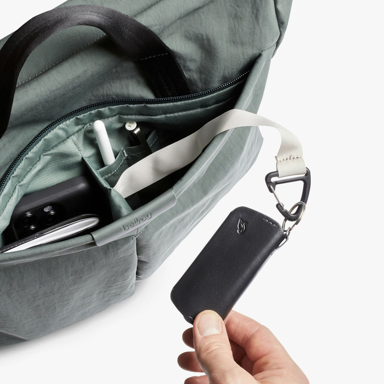 Tokyo Messenger Bag 14" Bellroy