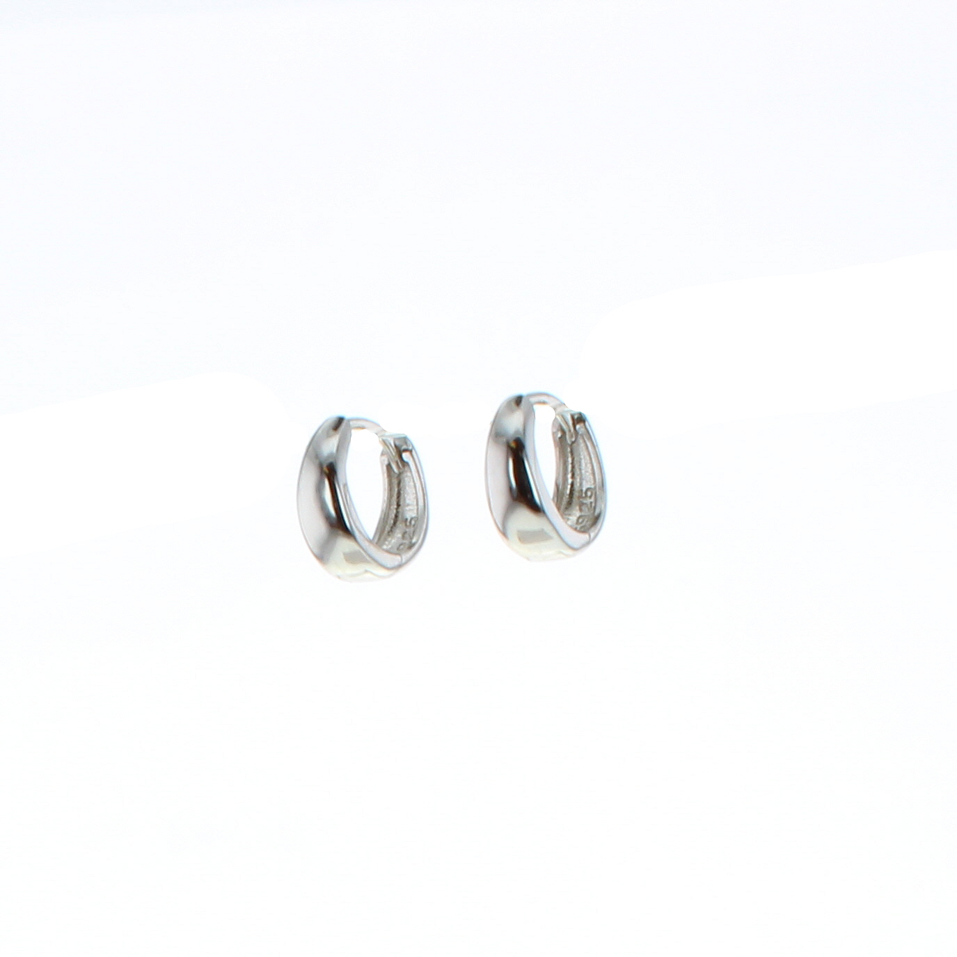 Jesse Hoops - Silver Lotus Jewelry