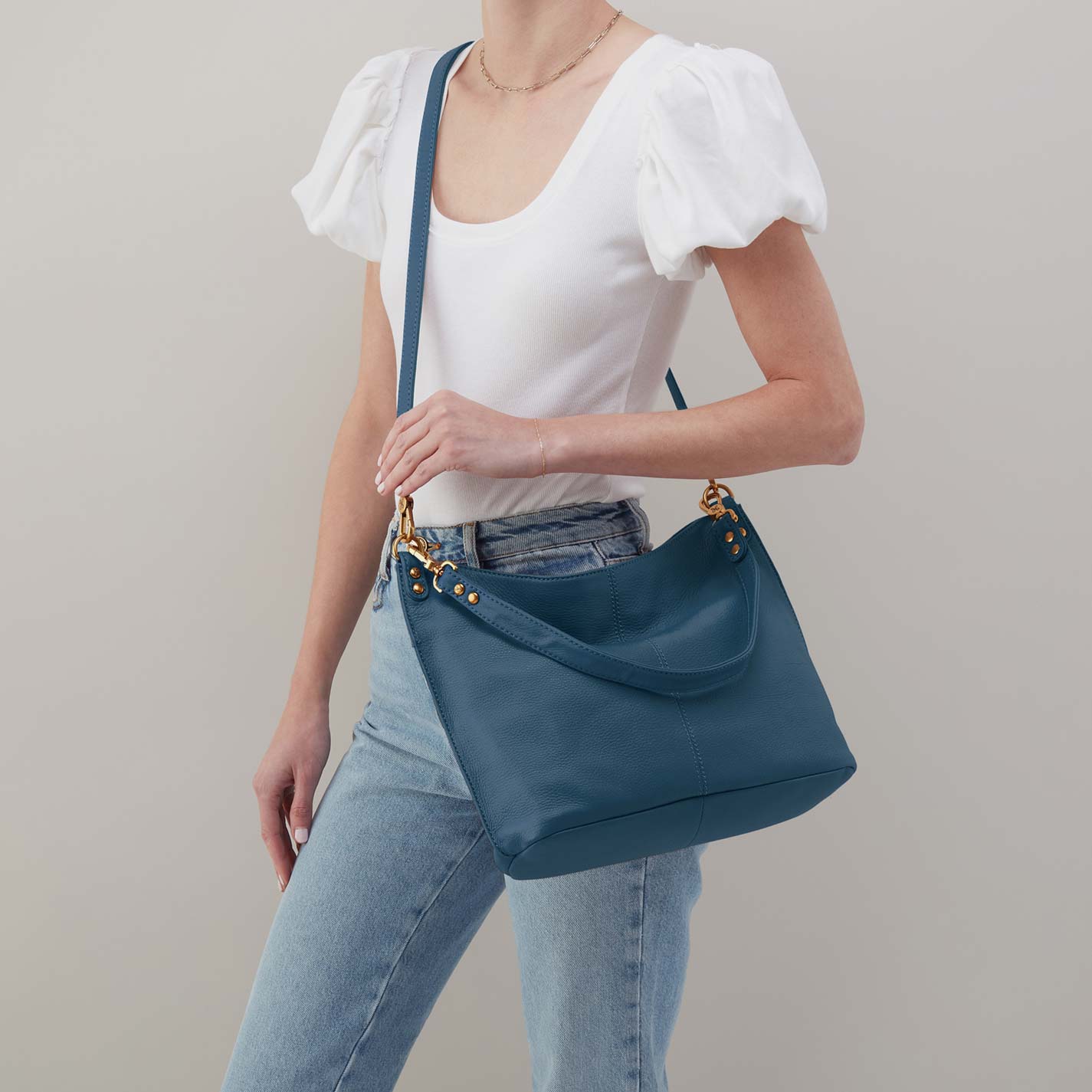 Pier Shoulder Bag