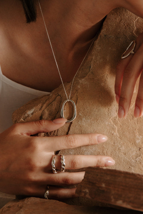 Load image 1 in gallery view