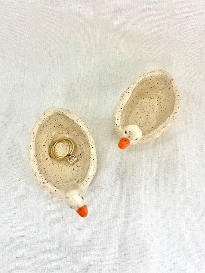 Load image 1 in gallery view