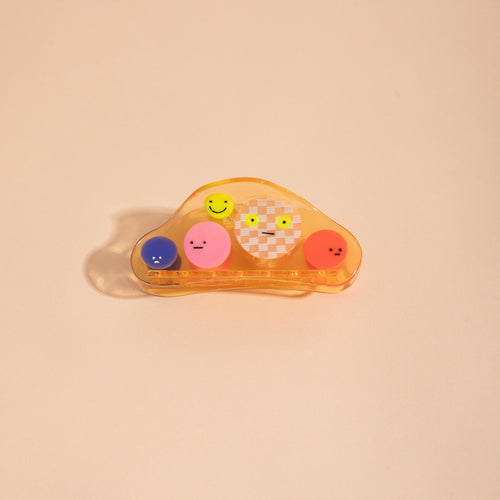 Load image 1 in gallery view. Faces - Hair Claw