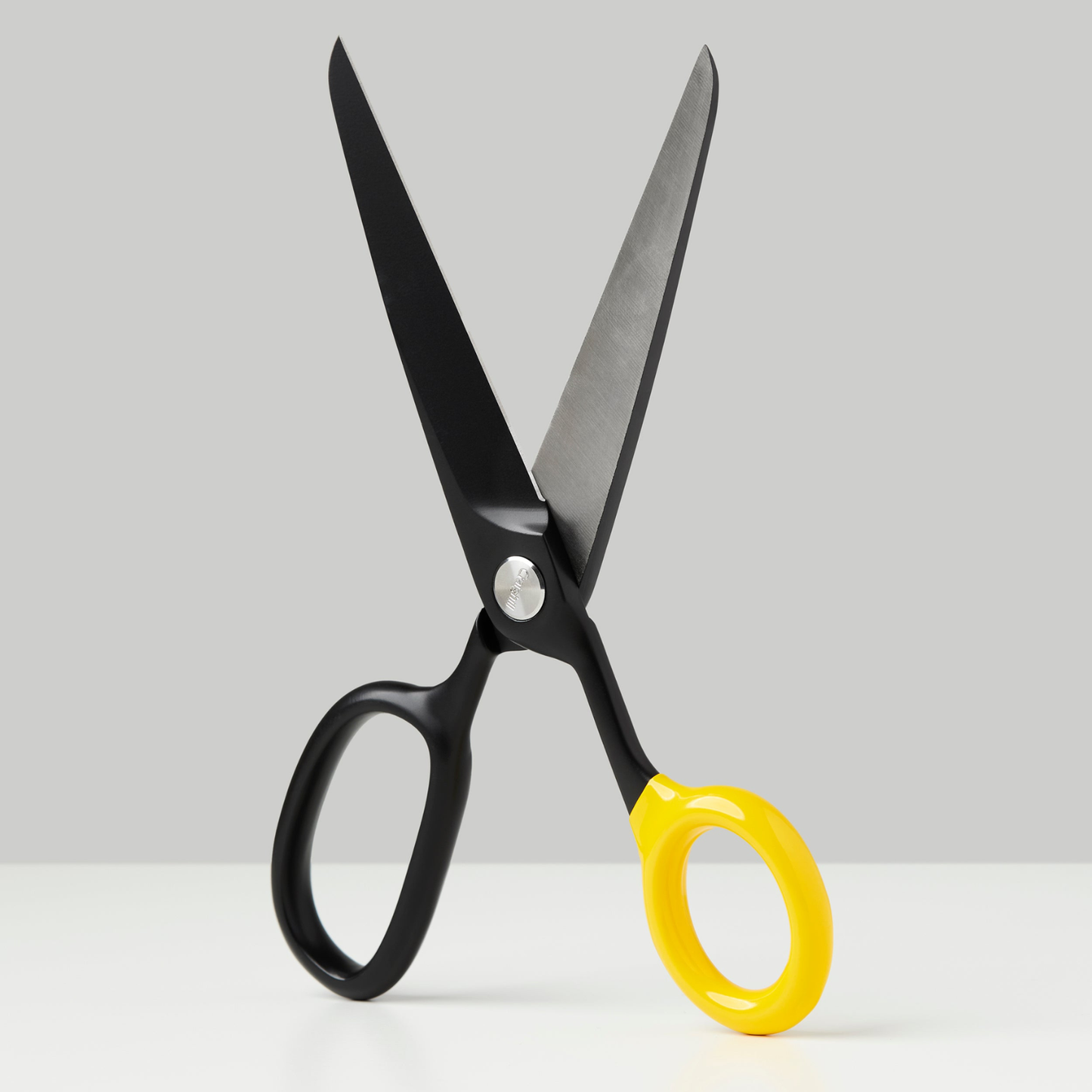 Chroma Scissors - Black/Yellow Craighill