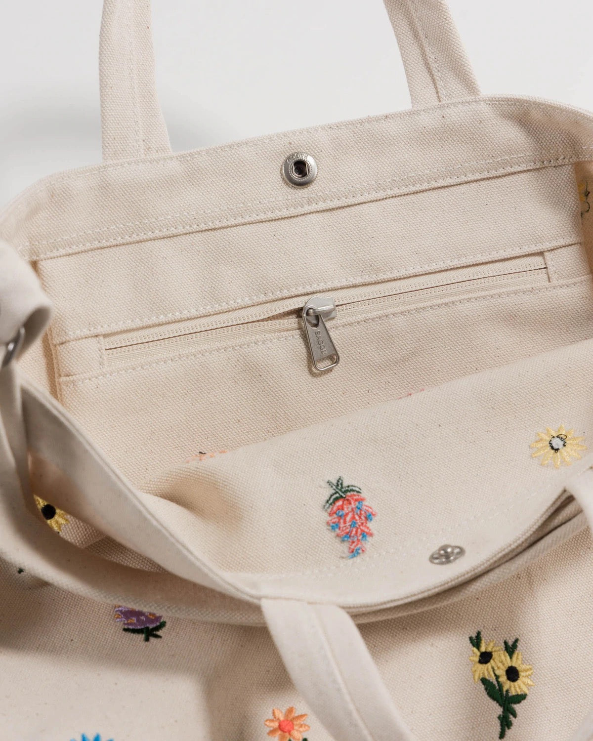 Horizontal Duck Bag - Embroidered Ditsy Florals