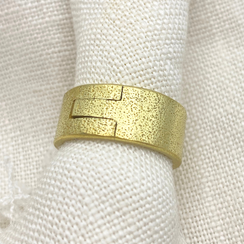 Adjustable Brass Ring