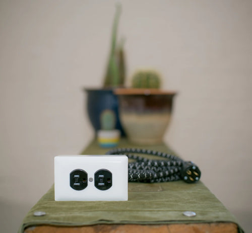 Load image 1 in gallery view